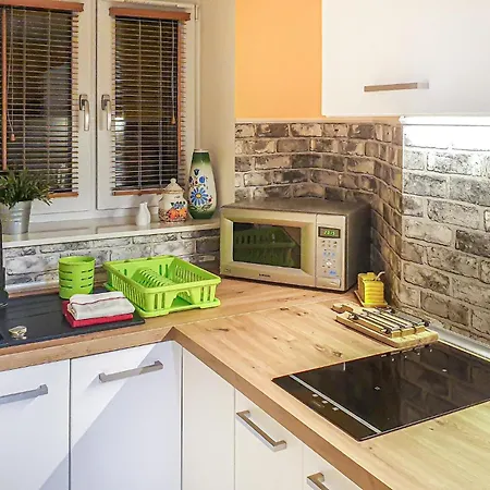 1 Bedroom Beautiful In