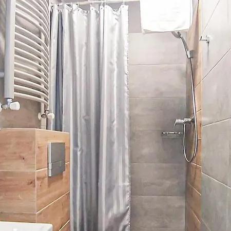 1 Bedroom Beautiful In Łeba